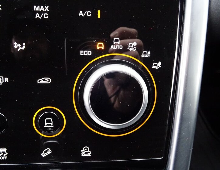 Land Rover Discovery Sport 14