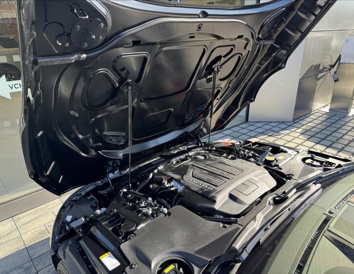 Jaguar F-Type Kabriolet 5,0 l 423 kw