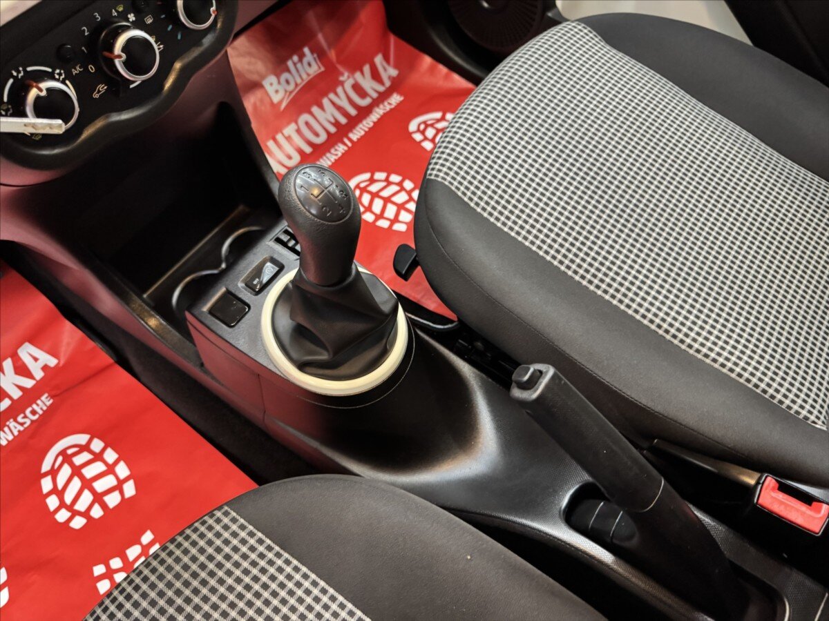 Renault Twingo Hatchback 999,0 52 kw