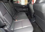 Toyota Land Cruiser 9