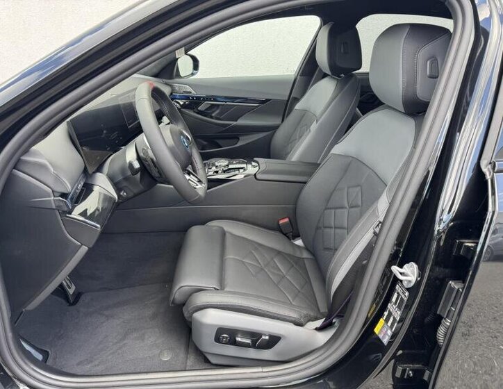 BMW i5 Ostatní 1,0 442 kw