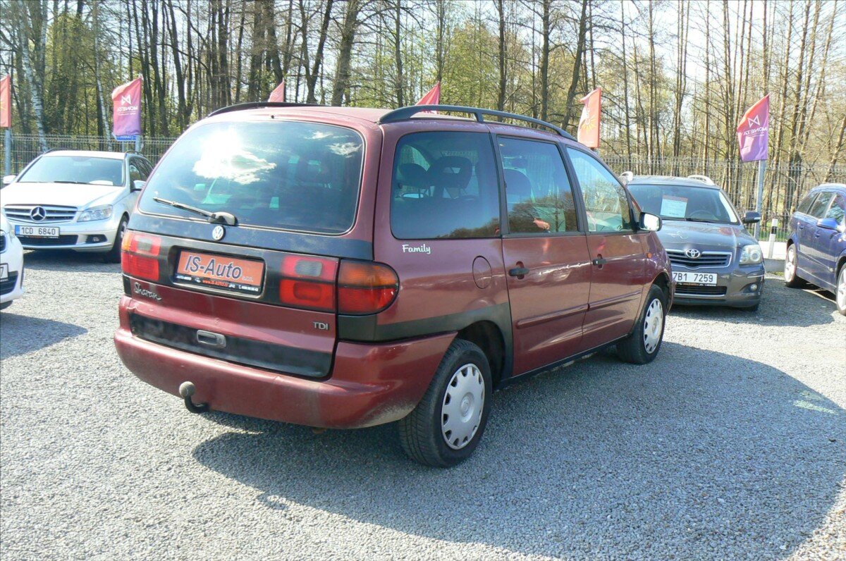 Volkswagen Sharan Kombi 1,9 l 66 kw