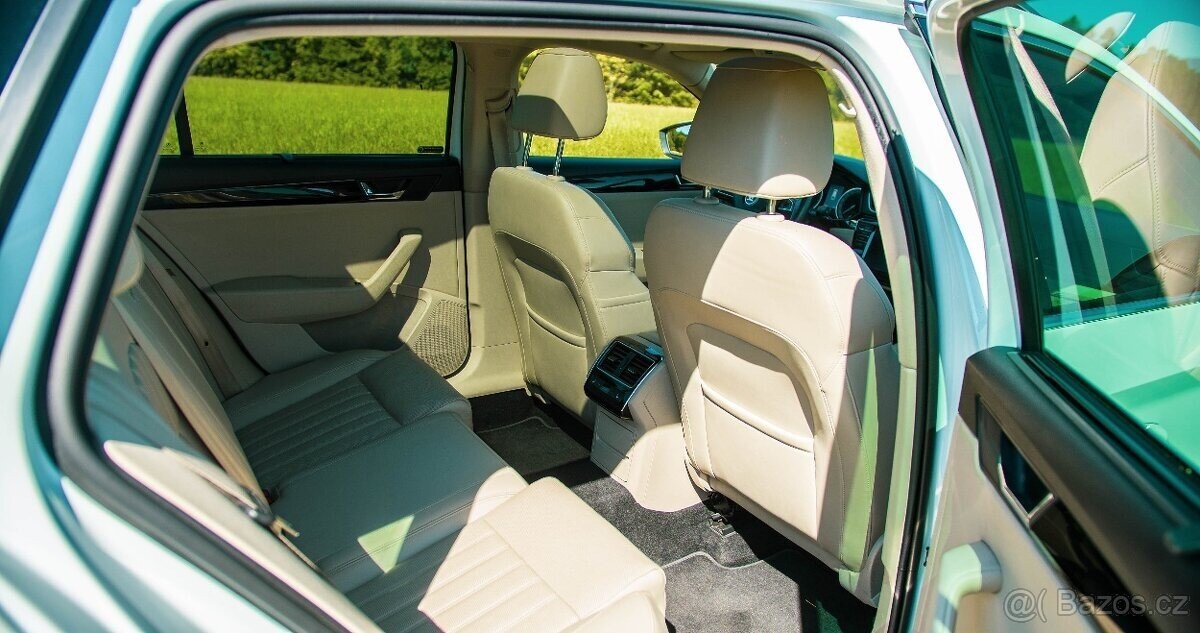 Škoda Superb Kombi 0,0 235 kw