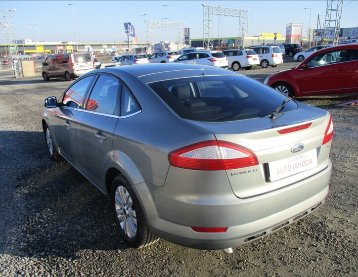 Ford Mondeo 8