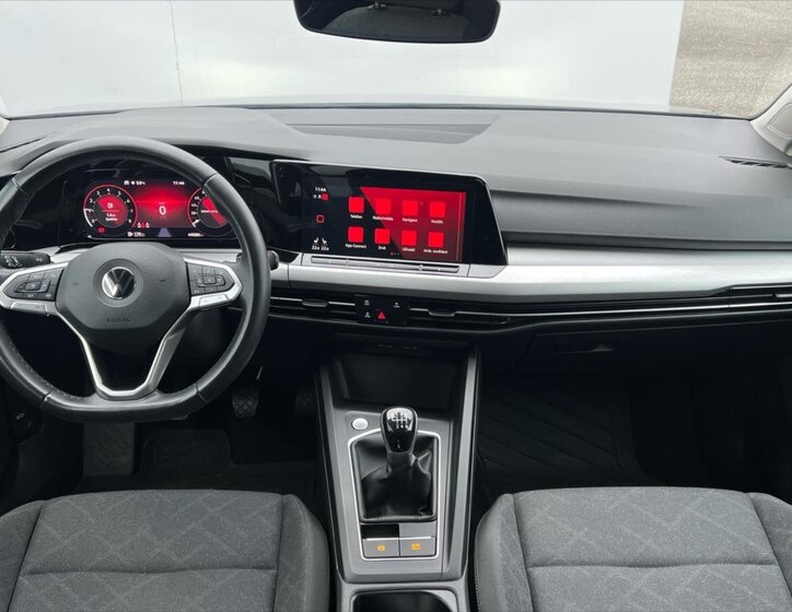 Volkswagen Golf Hatchback 999,0 81 kw