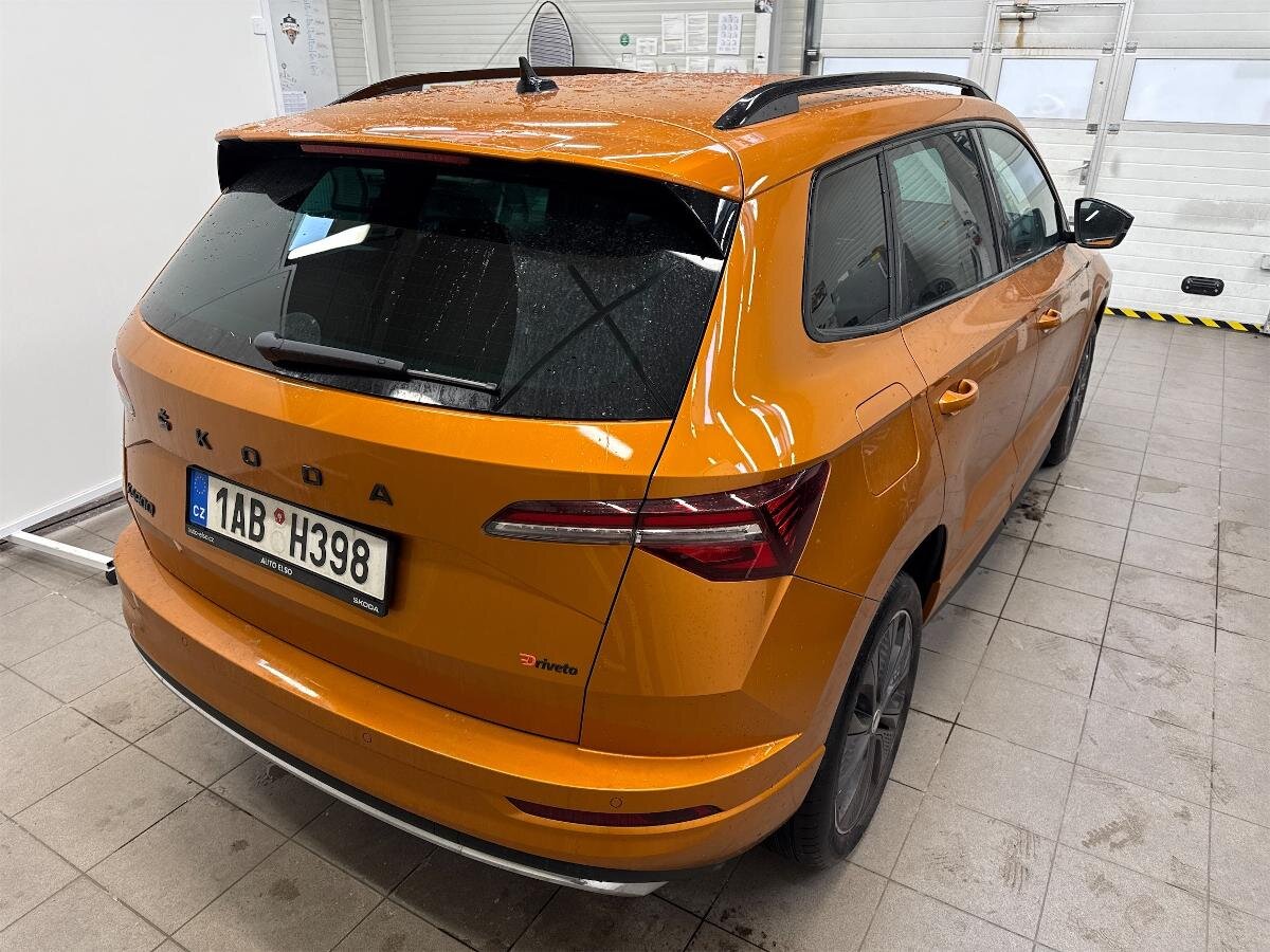 Škoda Karoq SUV 1,5 l 110 kw