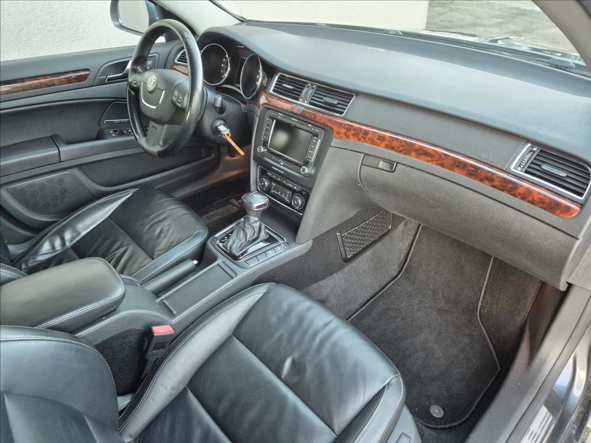 Škoda Superb Sedan / Limuzína 2,0 l 125 kw