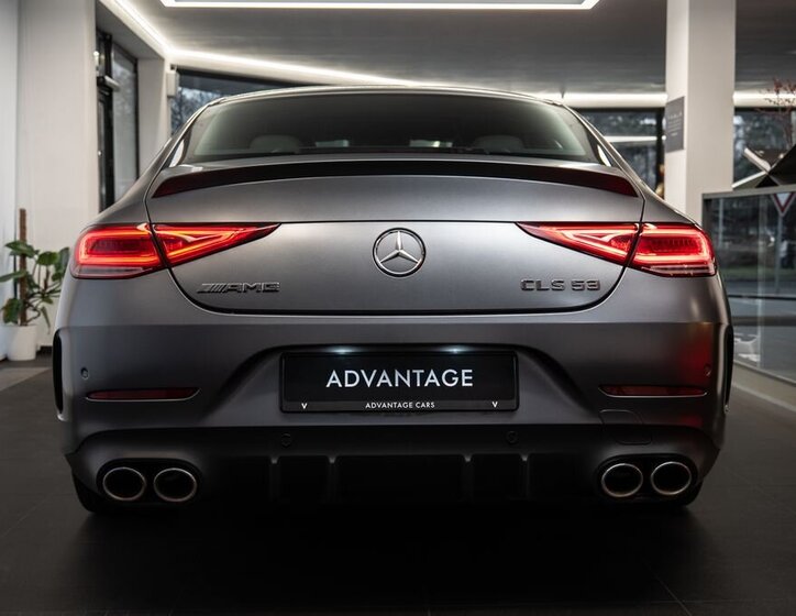 Mercedes-Benz CLS Sedan 3,0 l 320 kw