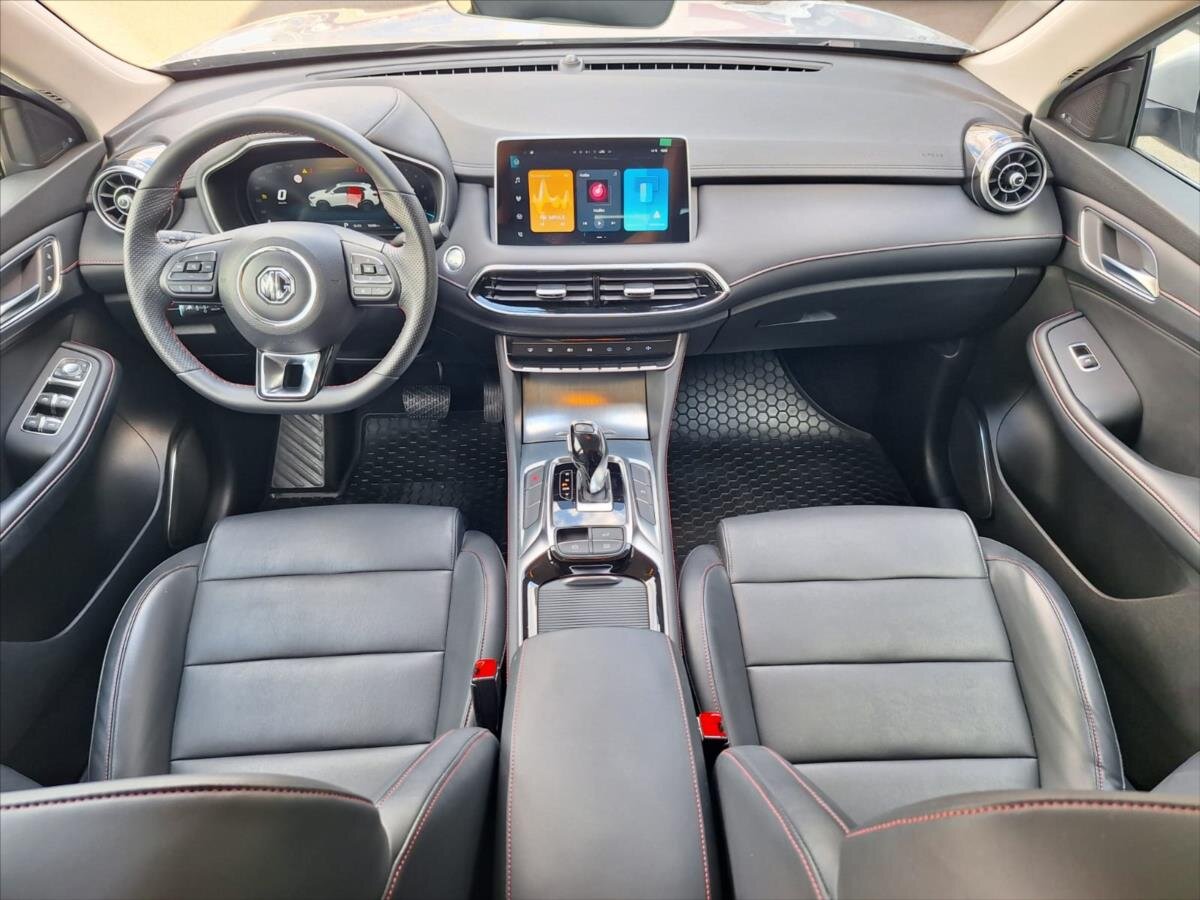 MG HS SUV / Terénní 1,5 l 119 kw