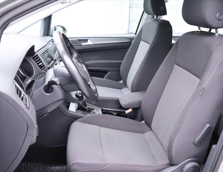 Volkswagen Golf Sportsvan MPV 1,6 l 81 kw