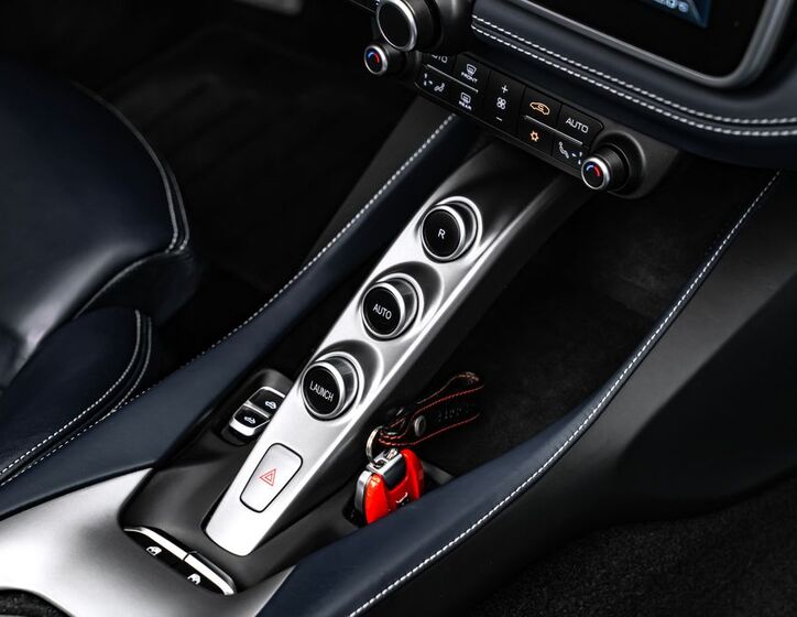 Ferrari Portofino 25