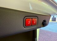 Mercedes-Benz Třídy E 12