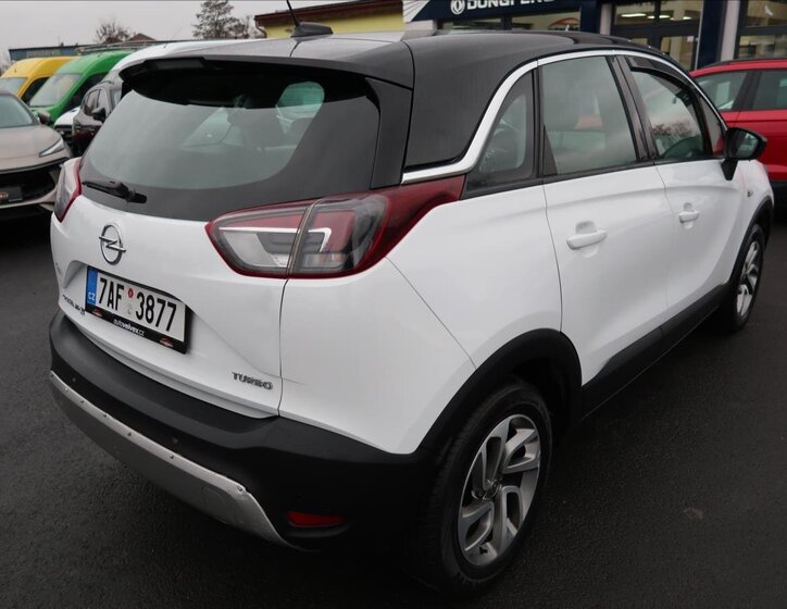 Opel Crossland X 3