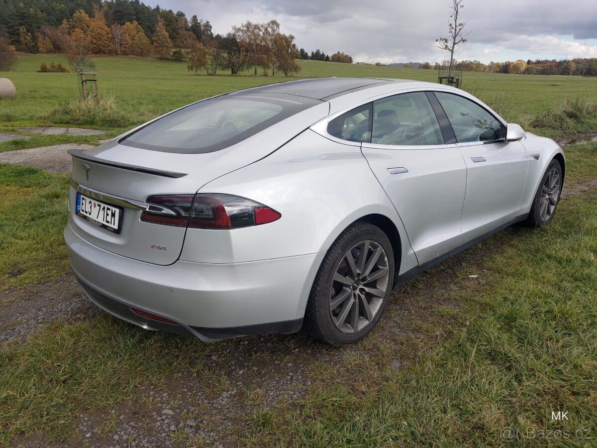 Tesla Model S Sedan / Limuzína 0,0 310 kw