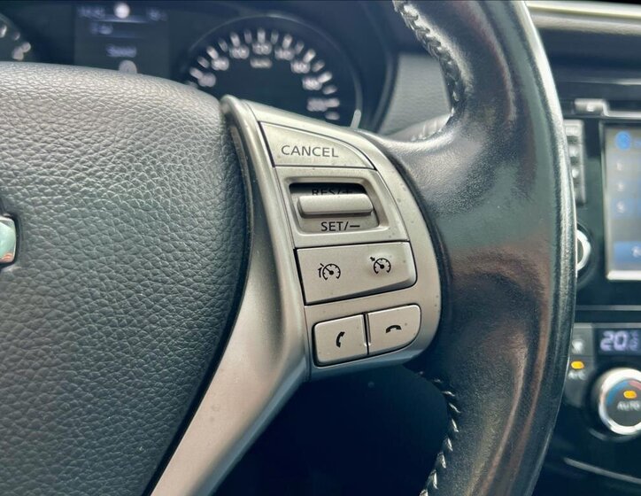 Nissan Qashqai SUV / Terénní 1,6 l 96 kw