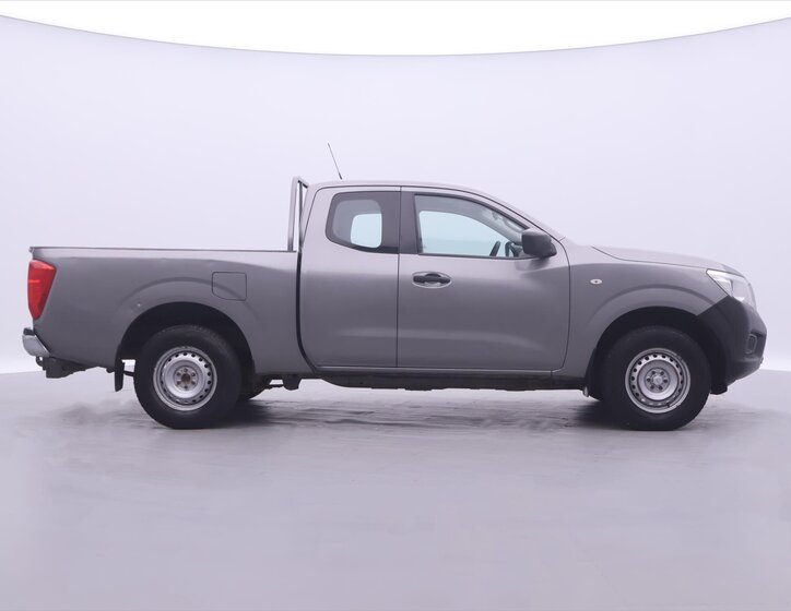 Nissan Navara 8
