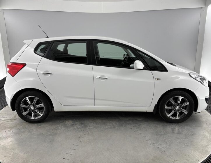 Hyundai ix20 Hatchback 1,6 l 92 kw