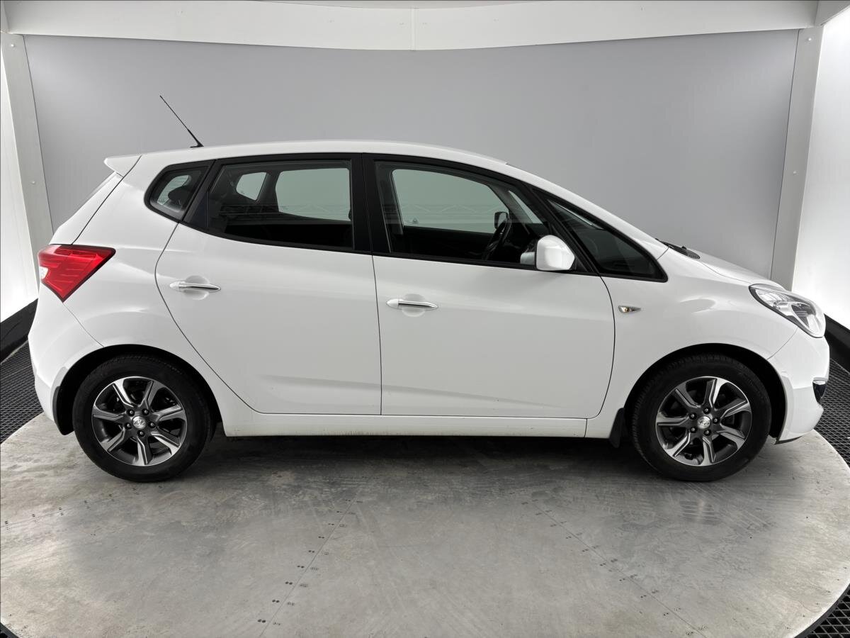 Hyundai ix20 Hatchback 1,6 l 92 kw