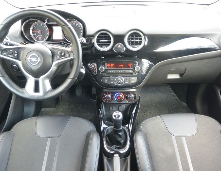 Opel Adam 11
