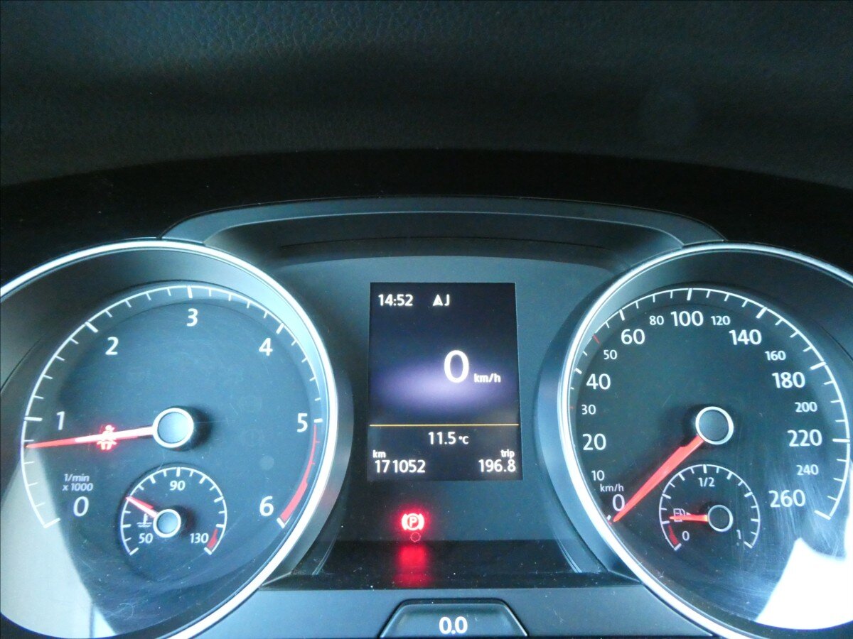 Volkswagen Golf Kombi 1,6 l 81 kw