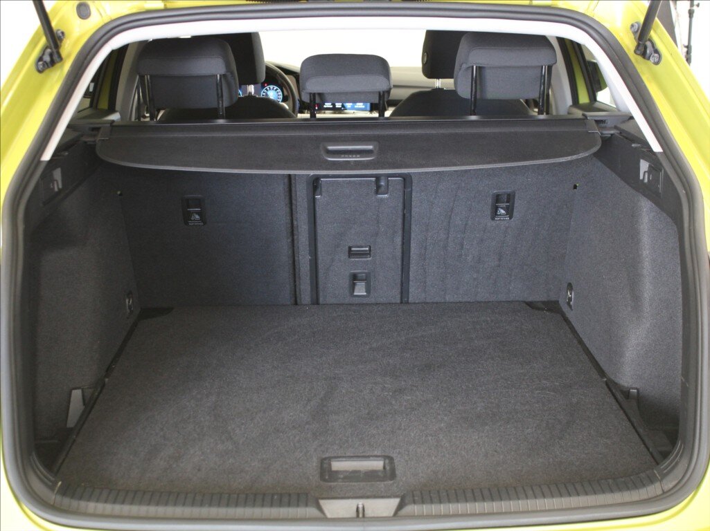 Volkswagen Golf Kombi 1,5 l 96 kw