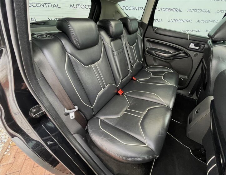 Ford Kuga SUV 2,5 l 147 kw