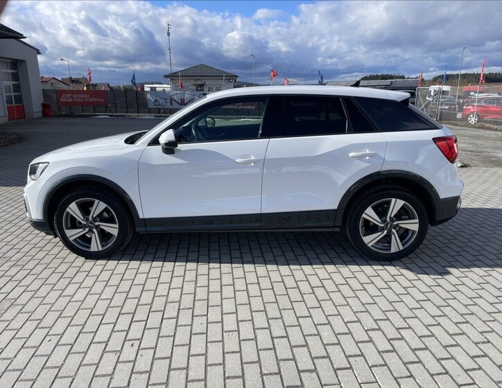 Audi Q2 SUV / Terénní 1,5 l 110 kw
