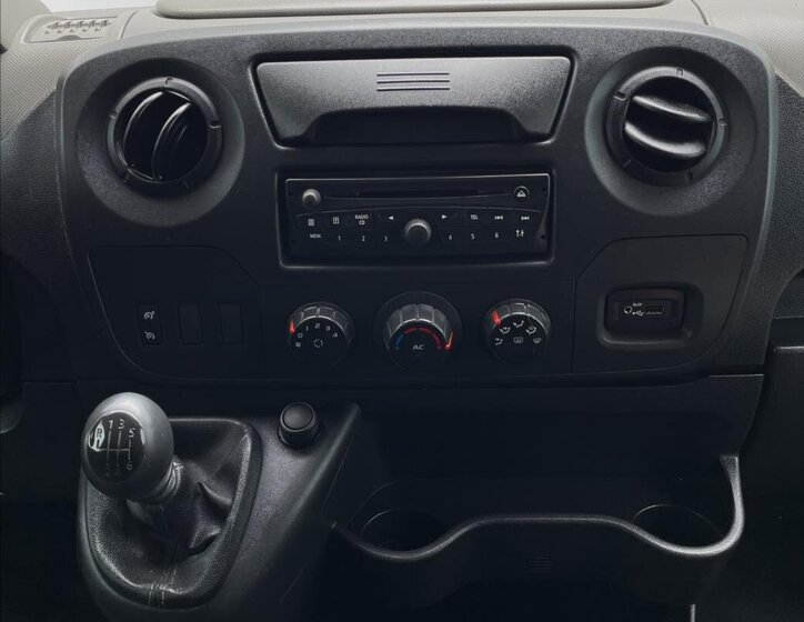 Renault Master Skříň 2,3 l 74 kw