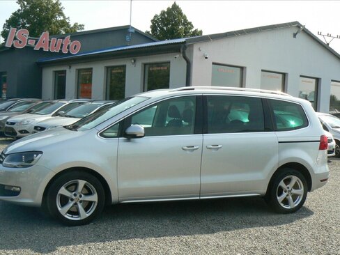 Volkswagen Sharan MPV 2,0 l 103 kw
