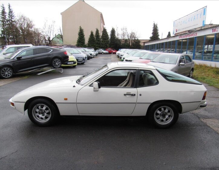Porsche 924 Kupé 2,0 l 92 kw