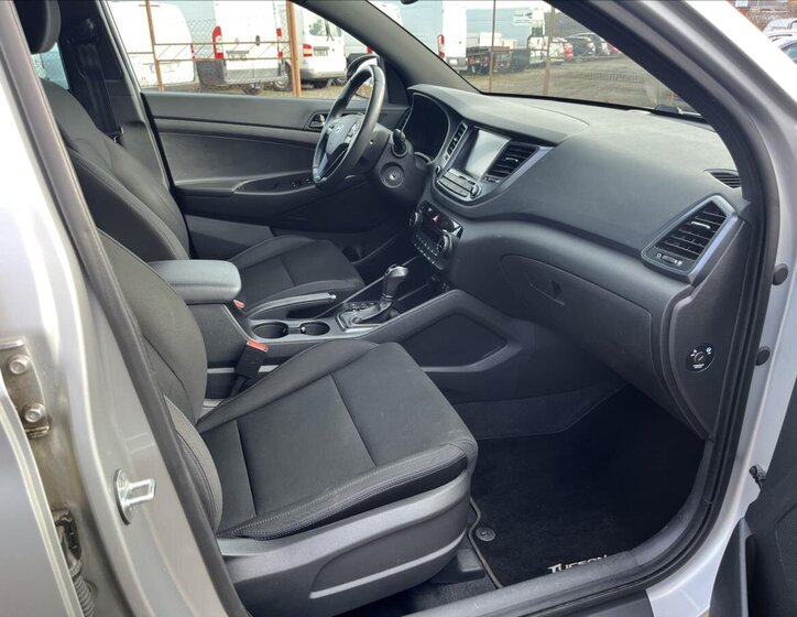 Hyundai Tucson SUV / Terénní 2,0 l 100 kw