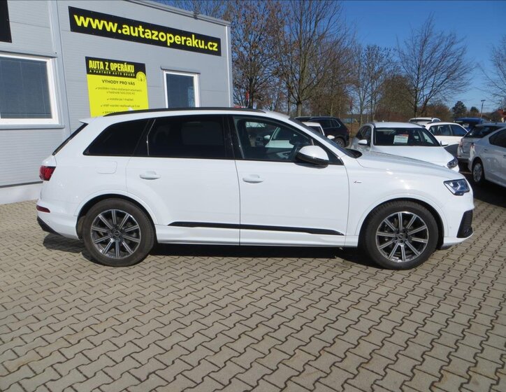 Audi Q7 SUV / Terénní 3,0 l 210 kw