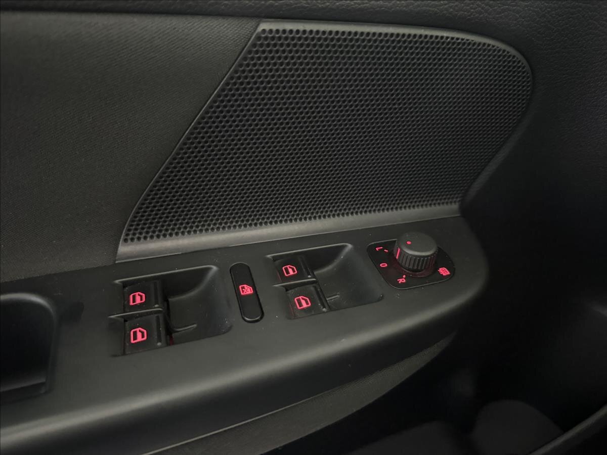 Volkswagen Golf Kombi 1,2 l 77 kw