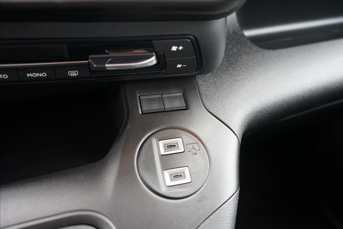 Citroën Berlingo MPV 1,5 l 96 kw