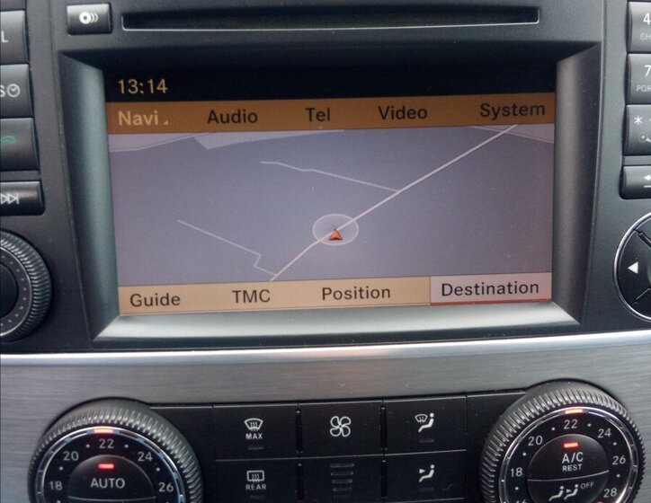 Mercedes-Benz Třídy R 12