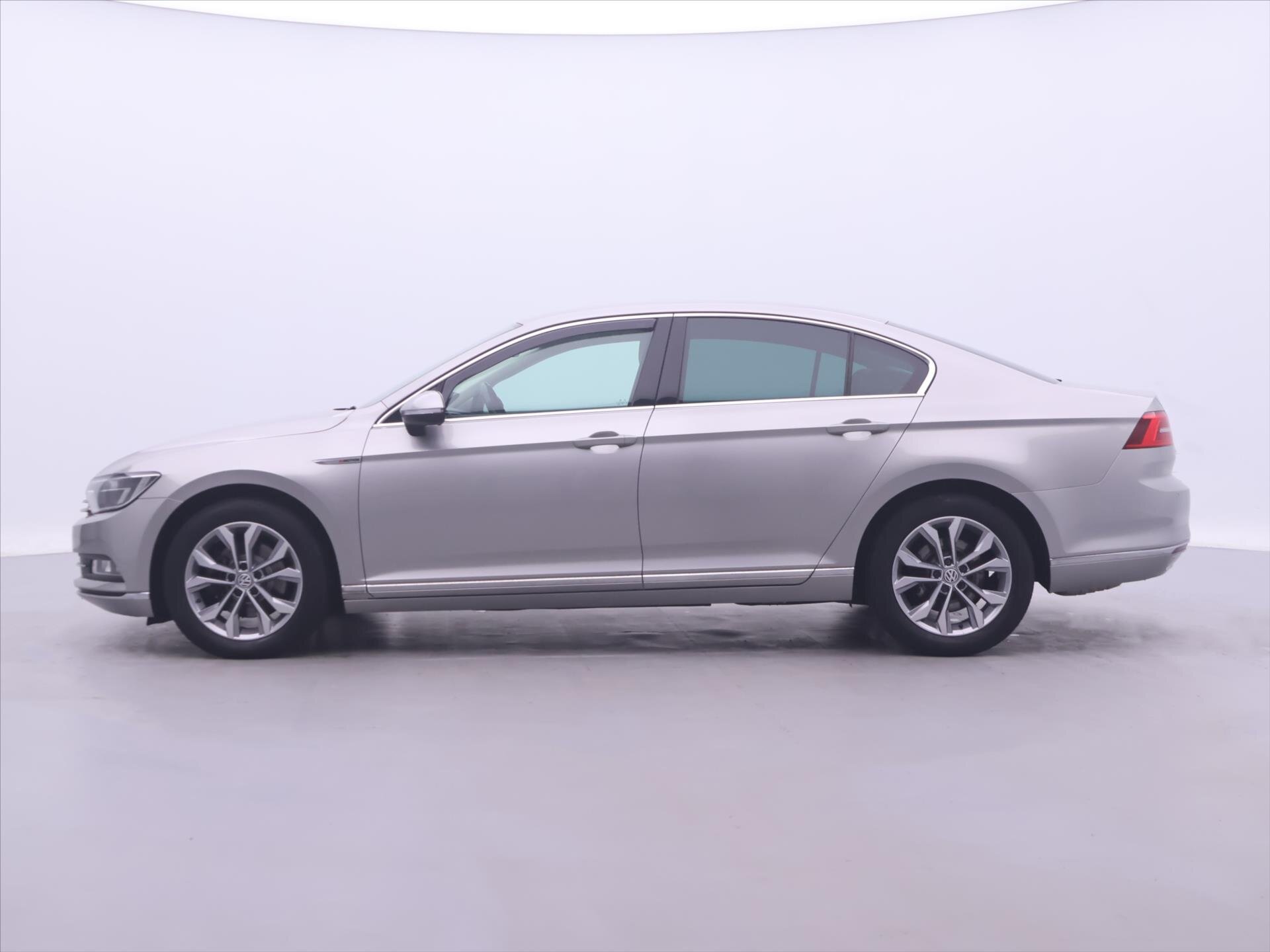 Volkswagen Passat Sedan 2,0 l 110 kw