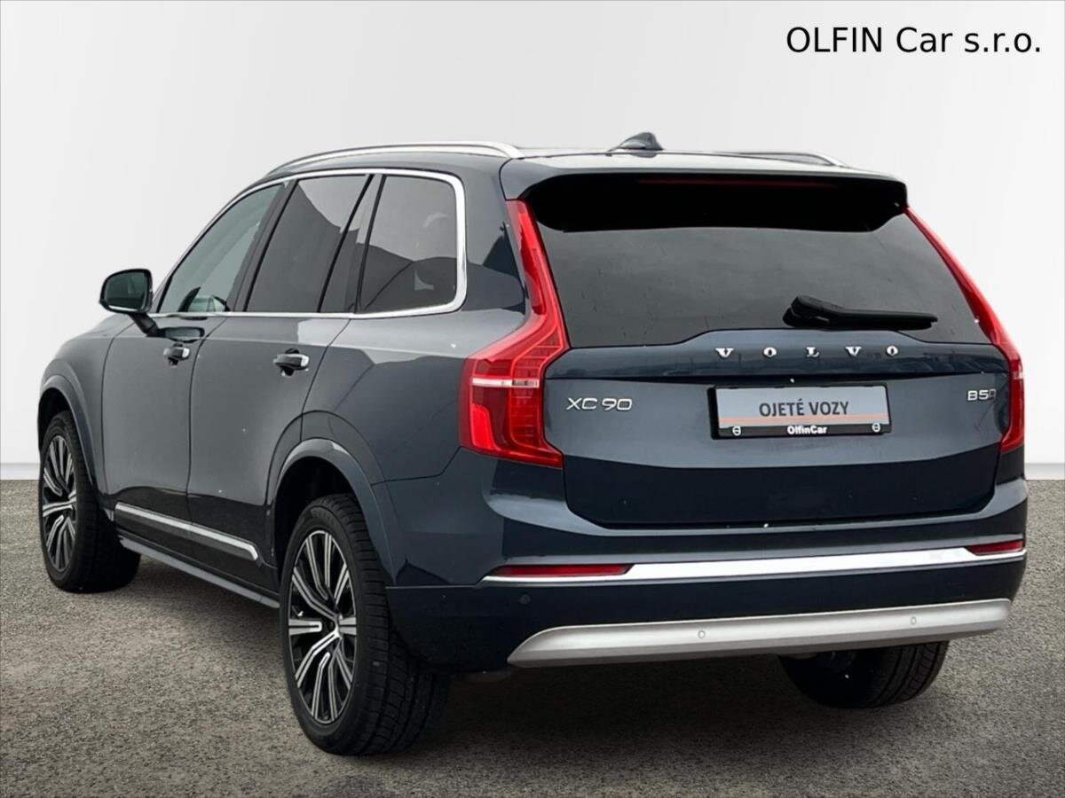 Volvo XC90 SUV / Terénní 2,0 l 173 kw