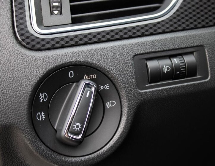 Škoda Rapid Sedan / Limuzína 999,0 81 kw