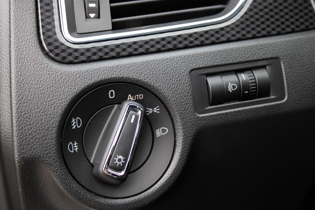 Škoda Rapid Sedan / Limuzína 999,0 81 kw