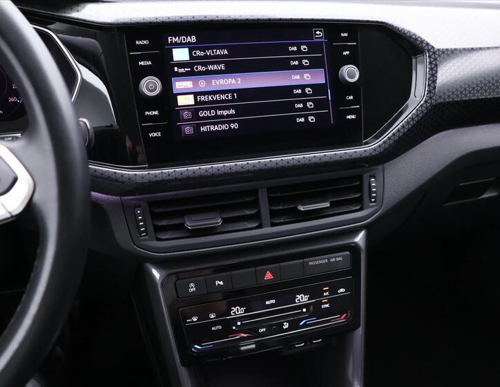 Volkswagen T-Cross 20