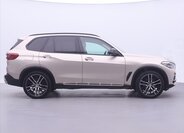 BMW X5 8