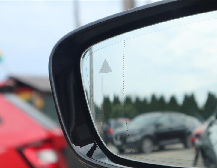 BMW Řada 5 Kombi 3,0 l 195 kw