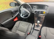 Volvo V40 9