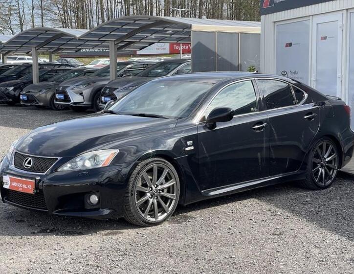 Lexus IS F 3