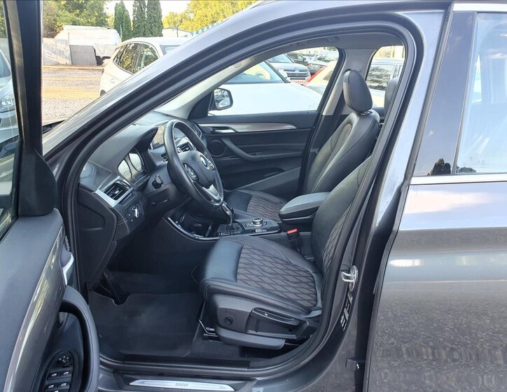 BMW X1 SUV 2,0 l 141 kw