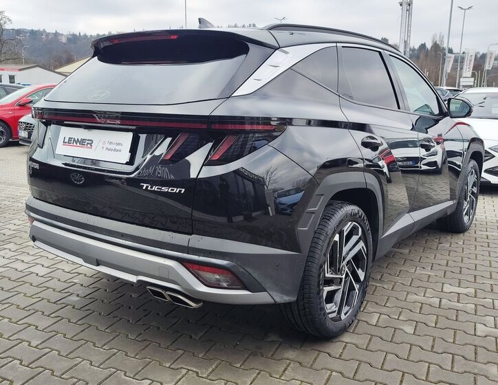 Hyundai Tucson SUV 1,6 l 118 kw