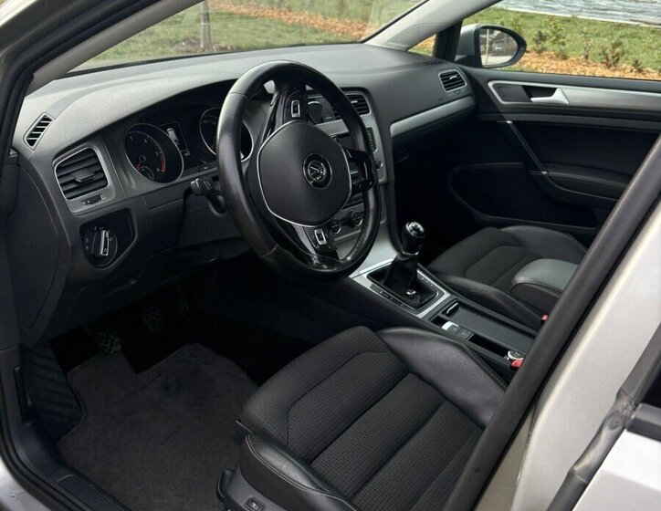 Volkswagen Golf Kombi 0,0 0