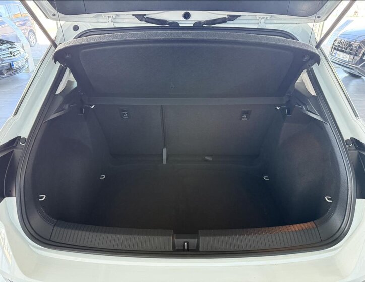 Volkswagen T-Roc Kombi 999,0 85 kw