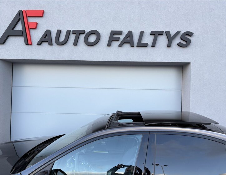 Mercedes-Benz Třídy C 6