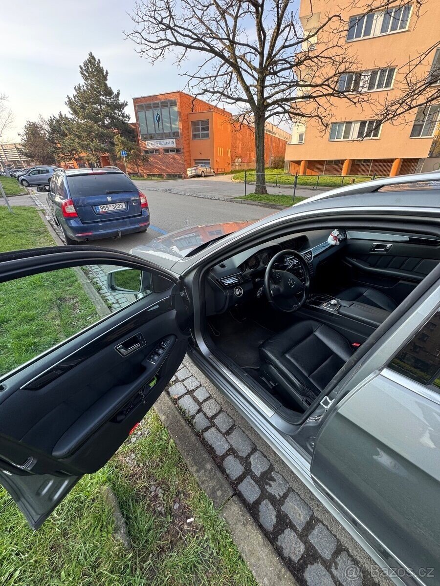 Mercedes-Benz Třídy E Kombi 0,0 195 kw